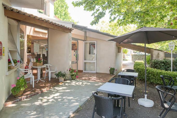 Hotel Platanes - Kb Hotel Group Etauliers 외부 사진